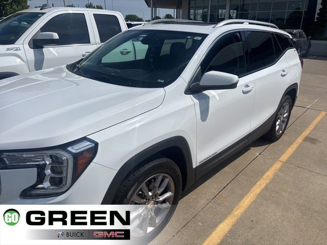 2022 GMC Terrain SLT